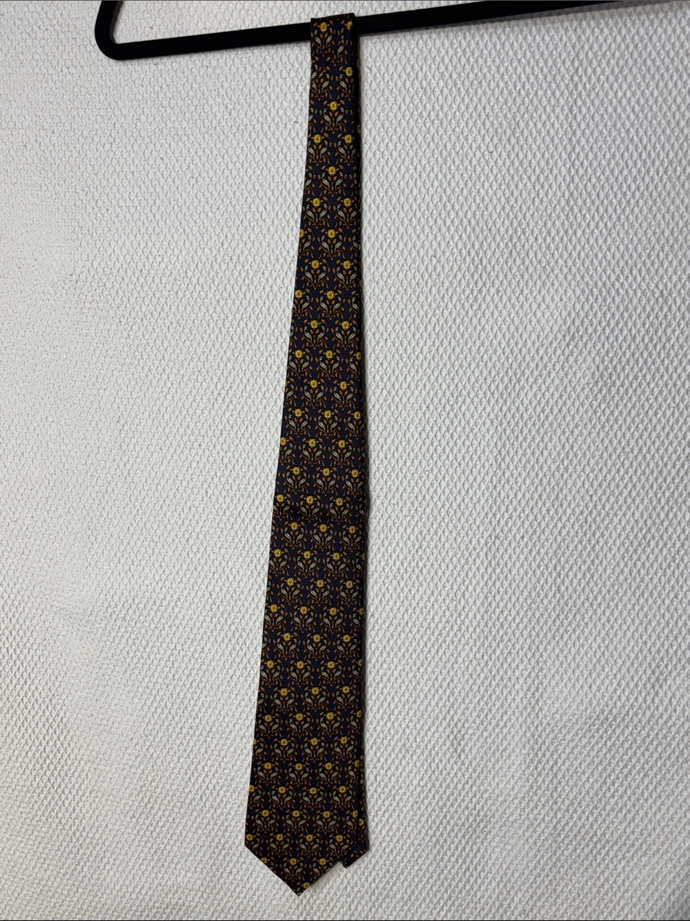 GOLDLION Handmade 100% Silk Classic Floral Pattetn Tie NEW WITH TAG